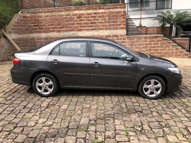 COROLLA 2.0 XEI 16V FLEX 4P AUTOMÁTICO - 2014 - MUçUM