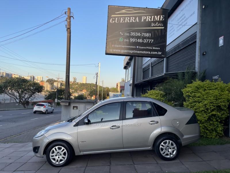 FIESTA 1.6 MPI CLASS SEDAN 8V FLEX 4P MANUAL - 2012 - CAXIAS DO SUL