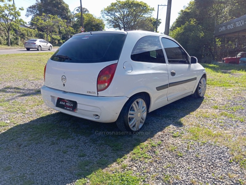 CELTA 1.0 MPFI 8V GASOLINA 2P MANUAL - 2002 - CAXIAS DO SUL