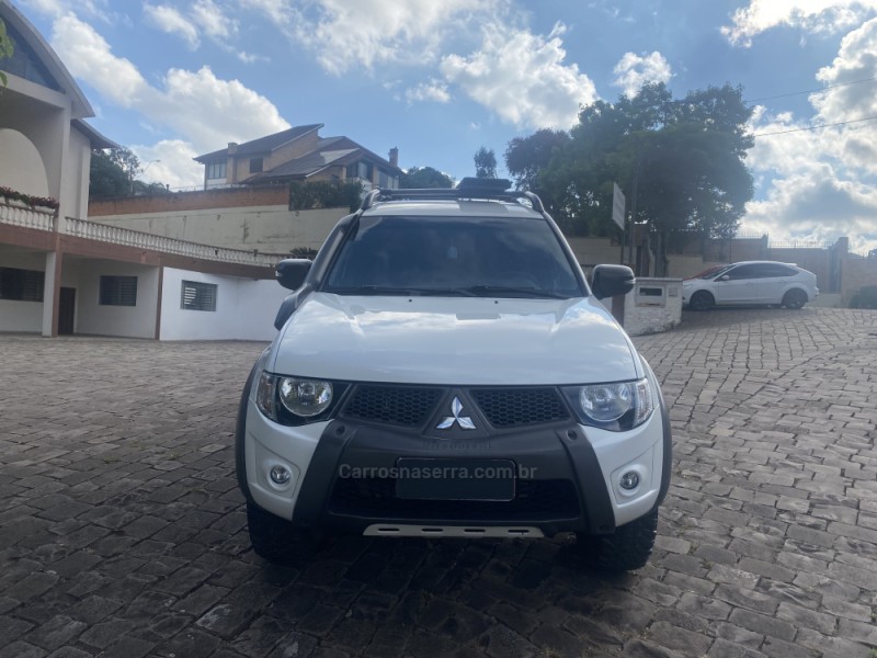 L200 SAVANA 3.2 4X4 16V TURBO INTERCOOLER DIESEL 4P AUTOMÁTICO - 2017 - CAXIAS DO SUL