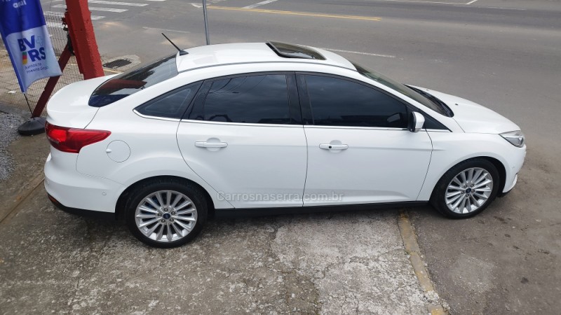 FOCUS 2.0 TITANIUM SEDAN 16V FLEX 4P AUTOMÁTICO - 2019 - FARROUPILHA