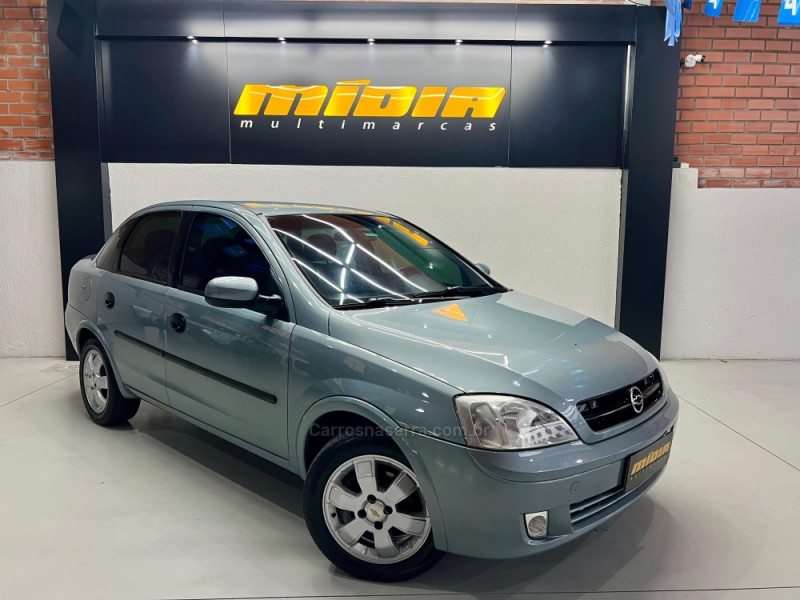 corsa 1.8 mpfi sedan 8v flex 4p manual 2003 novo hamburgo