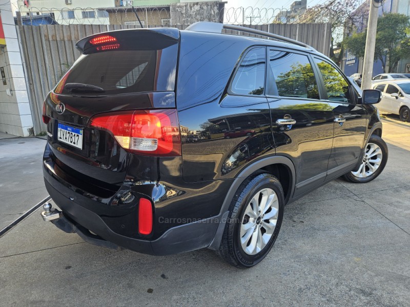 SORENTO 2.4 EX2 4X2 16V GASOLINA 4P AUTOMÁTICO - 2015 - CAXIAS DO SUL