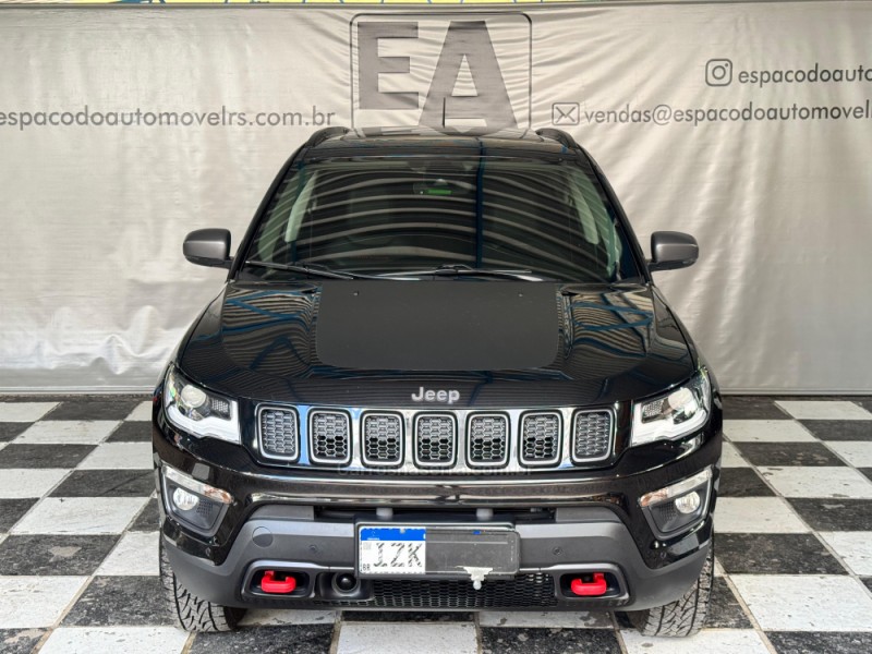 COMPASS 2.0 TRAILHAWK TD350 TURBO DIESEL 4X4 4P AUTOMÁTICO - 2019 - NOVA PRATA