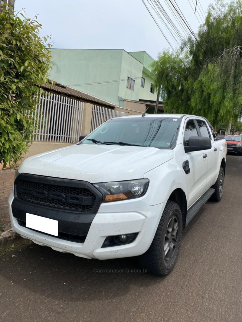 RANGER 2.2 XLS 4X4 CD 16V DIESEL 4P MANUAL - 2017 - CAXIAS DO SUL