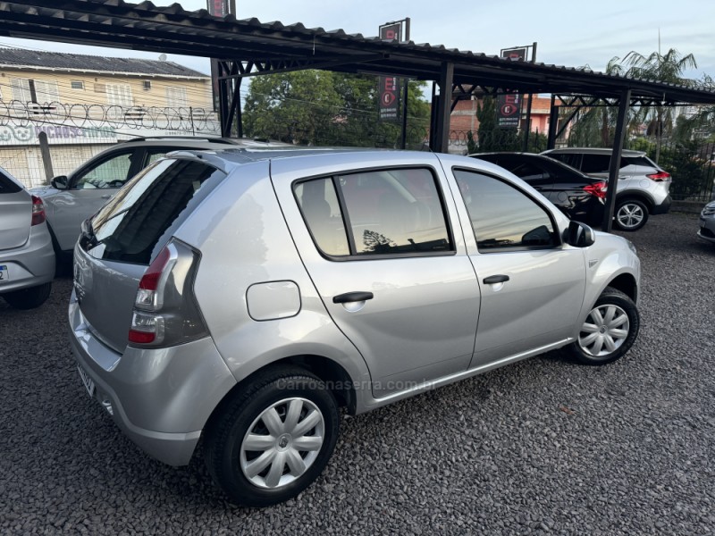 SANDERO 1.0 EXPRESSION 16V FLEX 4P MANUAL - 2014 - NOVO HAMBURGO