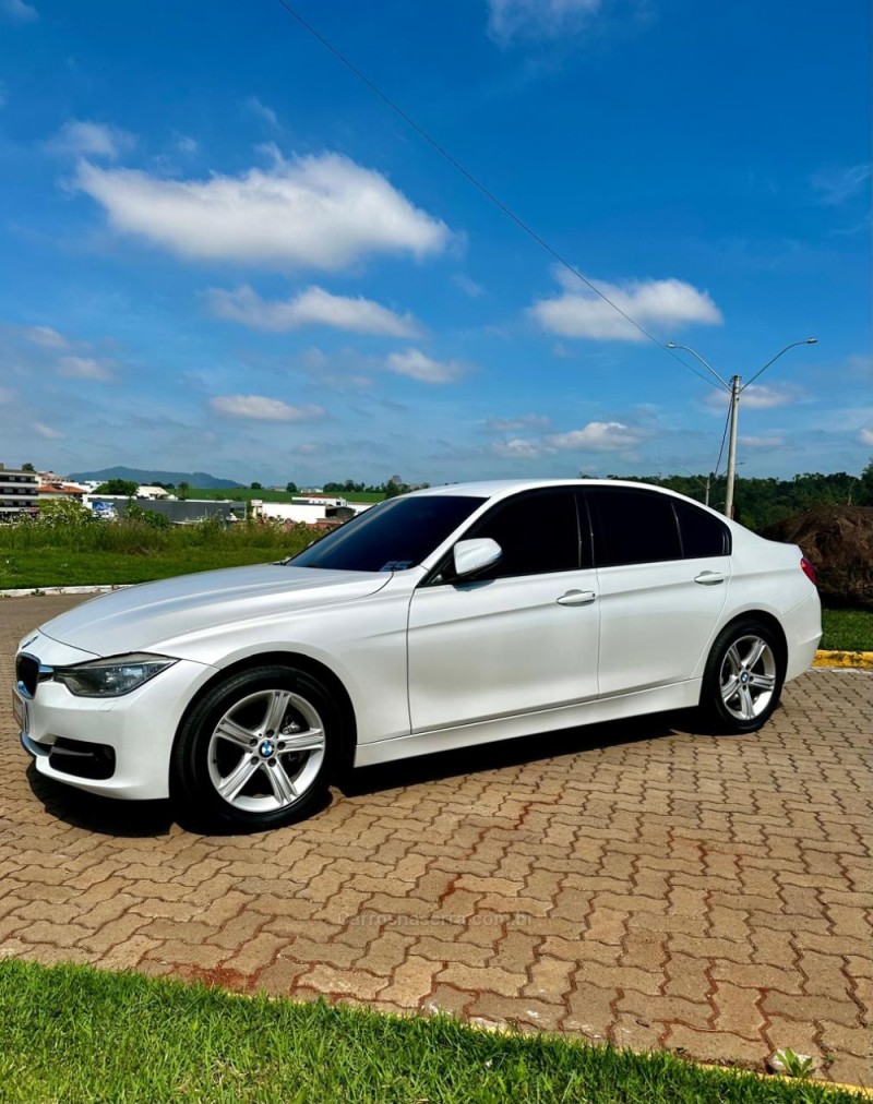 320I 2.0 16V TURBO ACTIVE FLEX 4P AUTOMÁTICO - 2015 - BOM RETIRO DO SUL