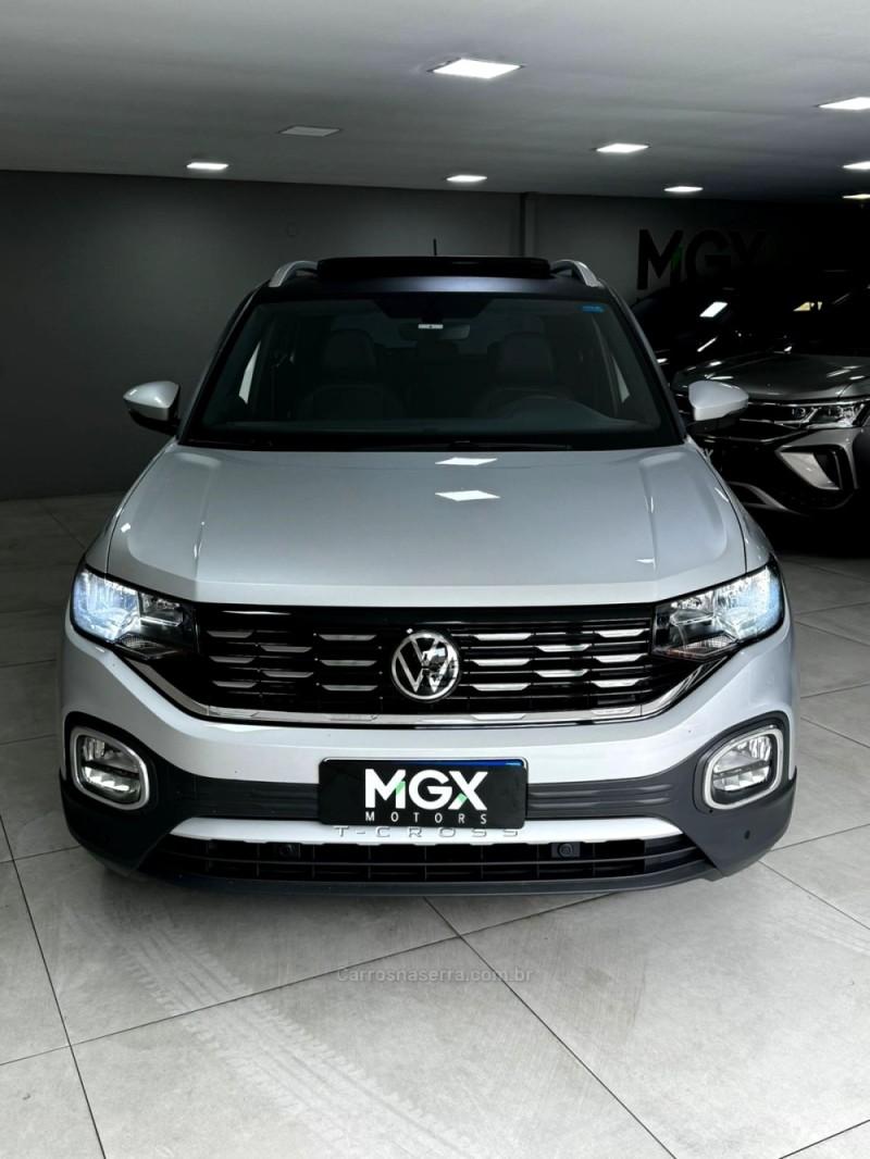 T-CROSS 1.4 HIGHLINE TSI 16V FLEX 4P AUTOMÁTICO - 2023 - PORTO ALEGRE