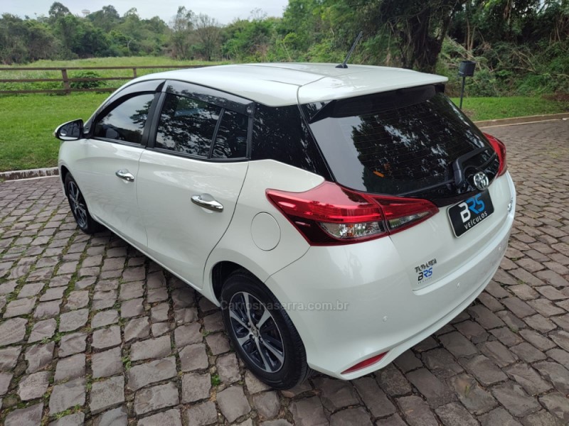 YARIS 1.5 XLS FLEX 4P AUTOMÁTICO - 2019 - BOM RETIRO DO SUL