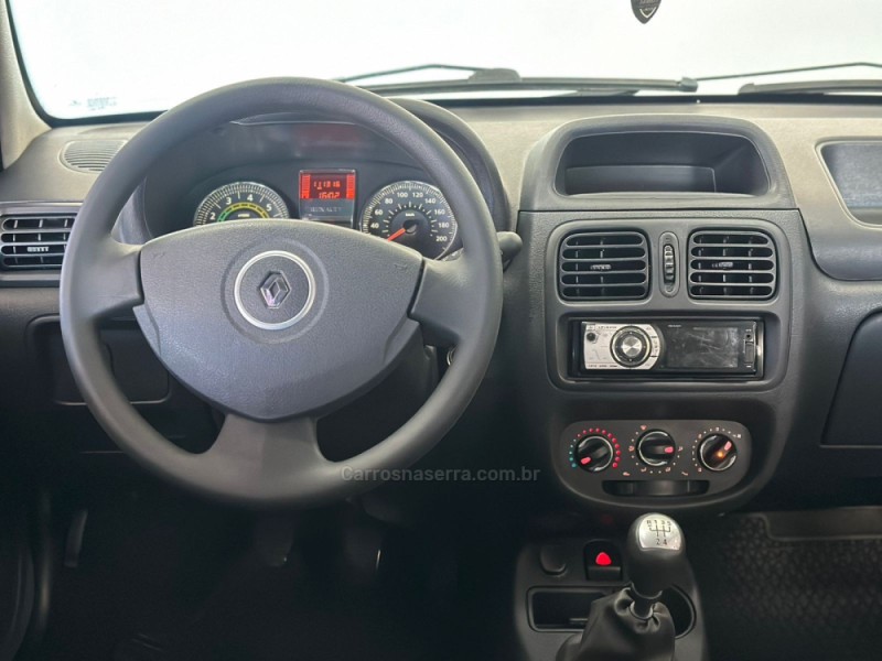 CLIO 1.0 EXPRESSION 16V FLEX 4P MANUAL - 2014 - ESTâNCIA VELHA