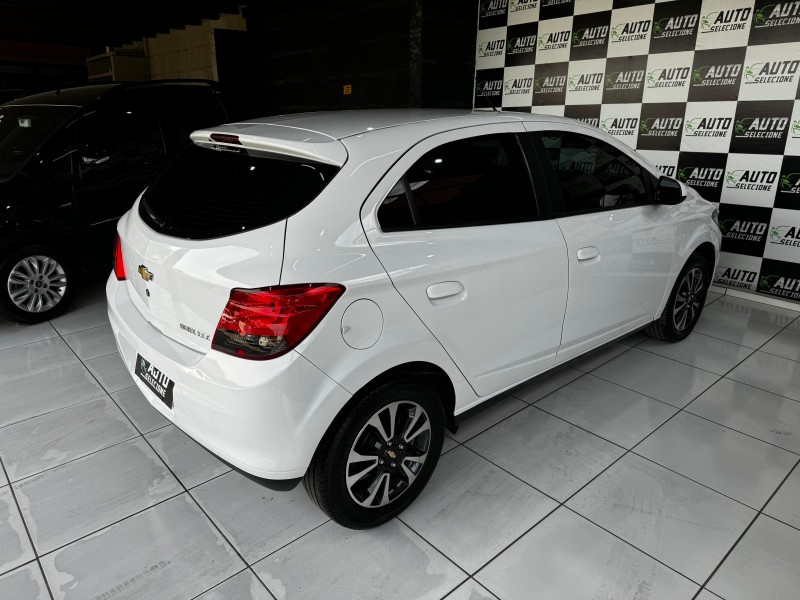 ONIX 1.4 MPFI LTZ 8V FLEX 4P AUTOMÁTICO - 2015 - CAXIAS DO SUL