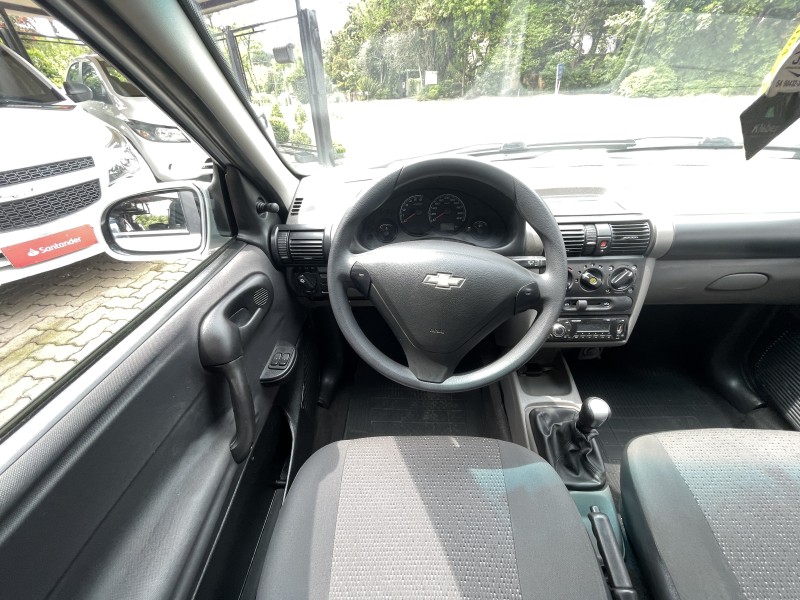 CLASSIC 1.0 MPFI LS 8V FLEX 4P MANUAL - 2015 - NOVA PETRóPOLIS