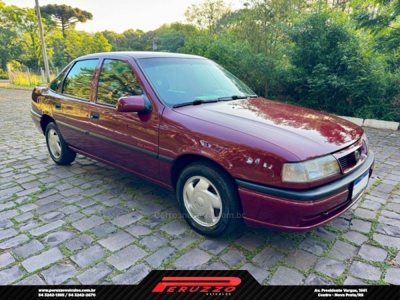 VECTRA 2.0 MPFI GLS 8V GASOLINA 4P MANUAL - 1995 - NOVA PRATA