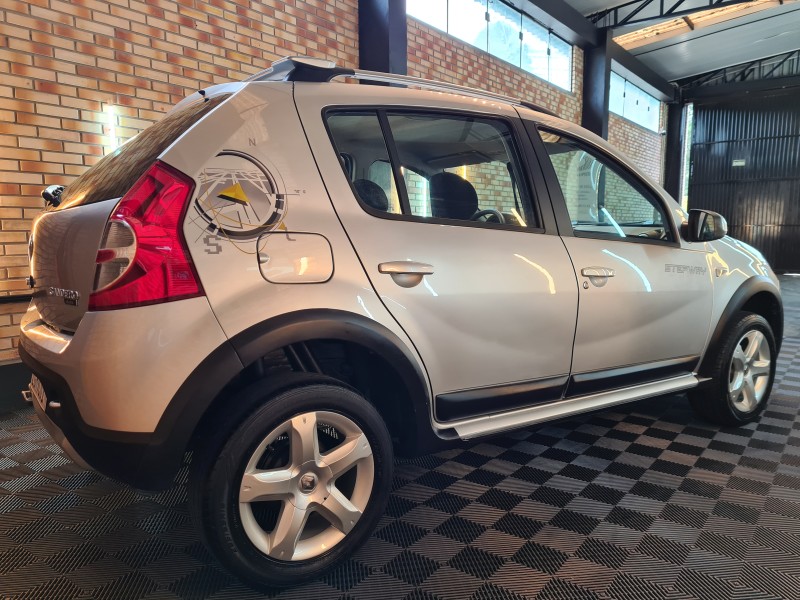 SANDERO 1.6 STEPWAY 16V FLEX 4P MANUAL - 2009 - FARROUPILHA