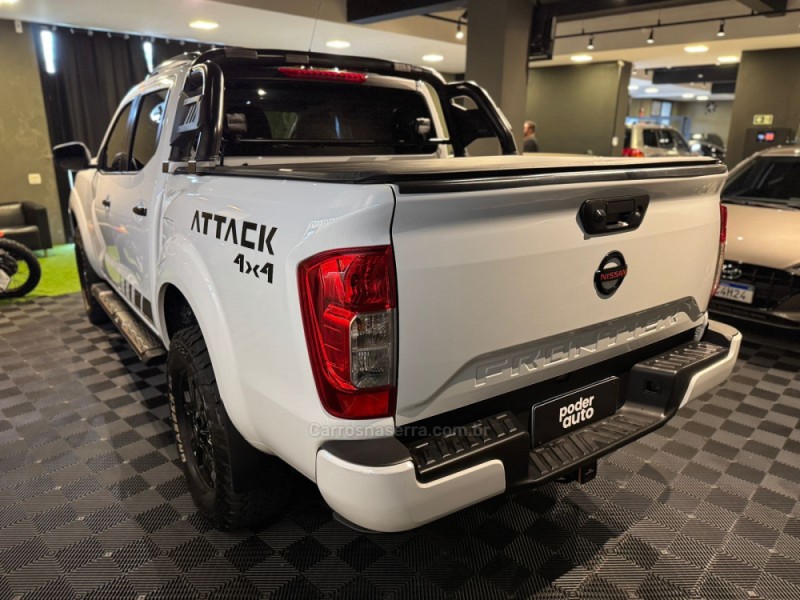 FRONTIER 2.3 LE ATTACK 4X4 CD TURBO ELETRONIC DIESEL 4P AUTOMÁTICO - 2023 - FARROUPILHA