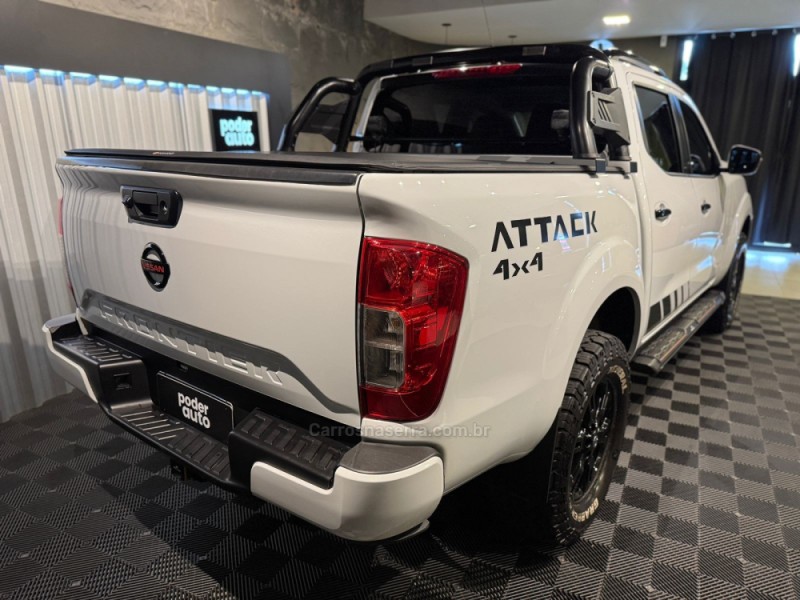 FRONTIER 2.3 LE ATTACK 4X4 CD TURBO ELETRONIC DIESEL 4P AUTOMÁTICO - 2023 - FARROUPILHA