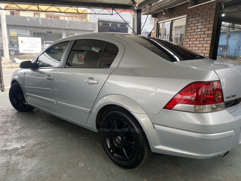 VECTRA 2.0 MPFI ELEGANCE 8V 140CV FLEX 4P AUTOMÁTICO - 2007 - CAXIAS DO SUL