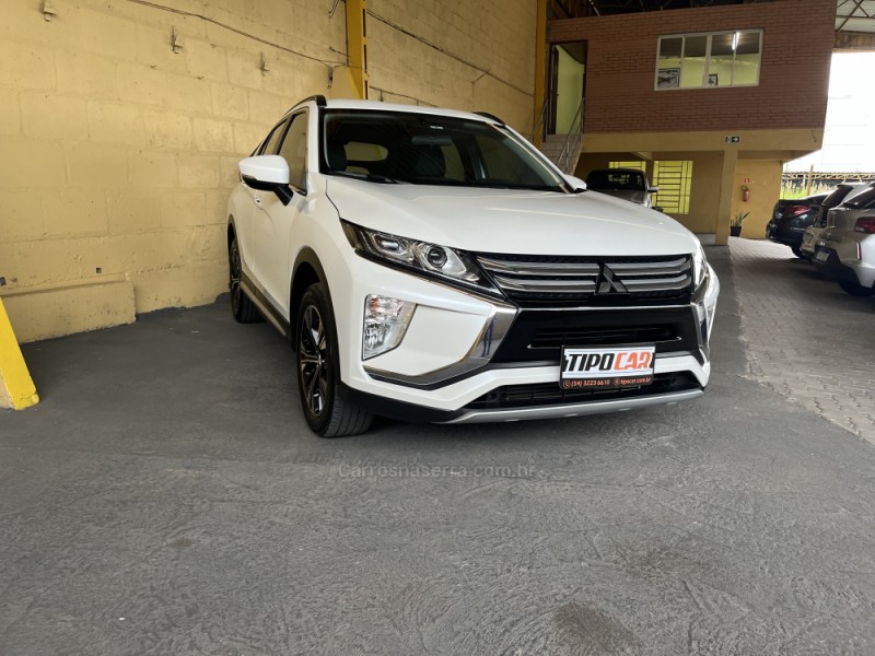 ECLIPSE CROSS 1.5 HPE 16V GASOLINA 4P AUTOMÁTICO - 2022 - CAXIAS DO SUL