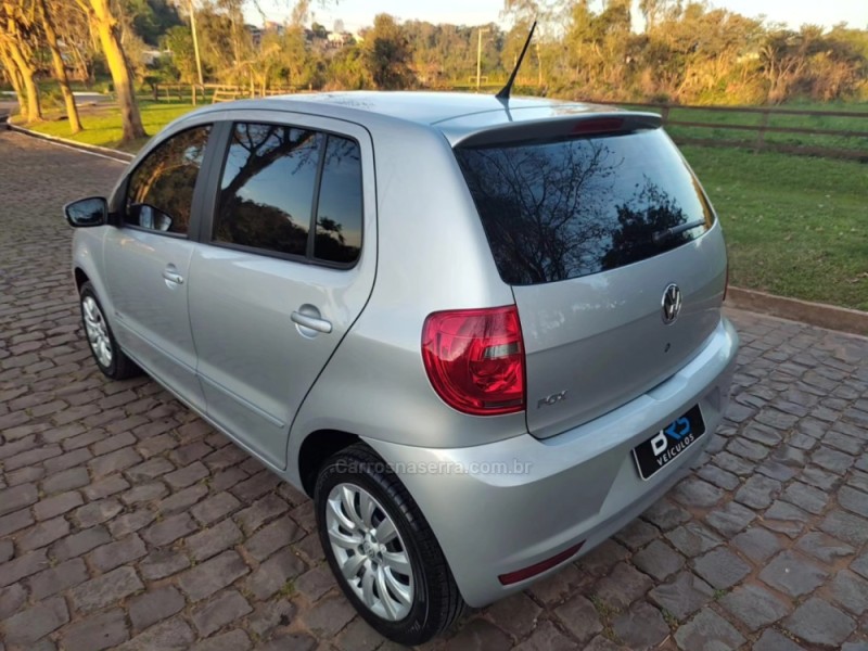 FOX 1.0 MPI TRENDLINE 12V FLEX 4P MANUAL - 2014 - BOM RETIRO DO SUL