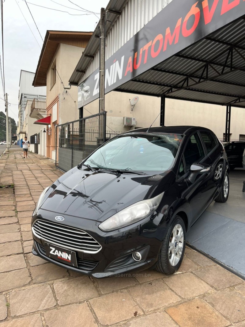 FIESTA 1.6 SE HATCH PLUS 16V FLEX 4P MANUAL - 2016 - SANANDUVA