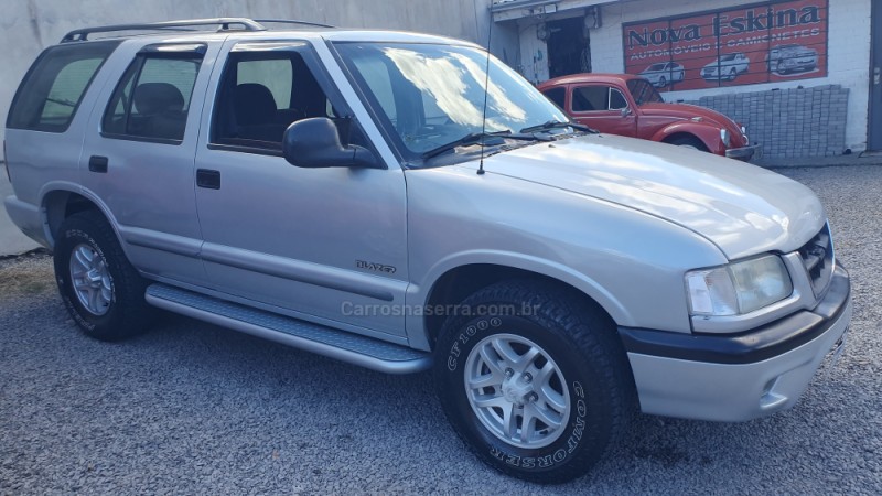 BLAZER 2.2 MPFI DLX 4X2 8V GASOLINA 4P MANUAL - 2000 - CAXIAS DO SUL