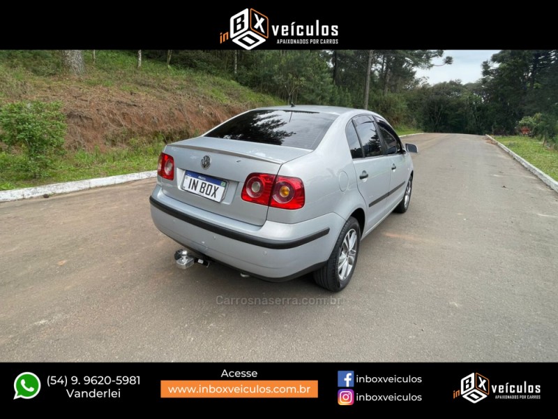 POLO SEDAN 1.6 MI 8V FLEX 4P MANUAL - 2009 - GRAMADO