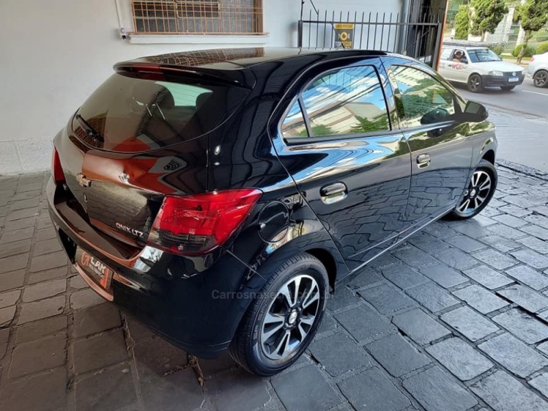 ONIX 1.4 MPFI LTZ 8V FLEX 4P AUTOMÁTICO - 2014 - CAXIAS DO SUL