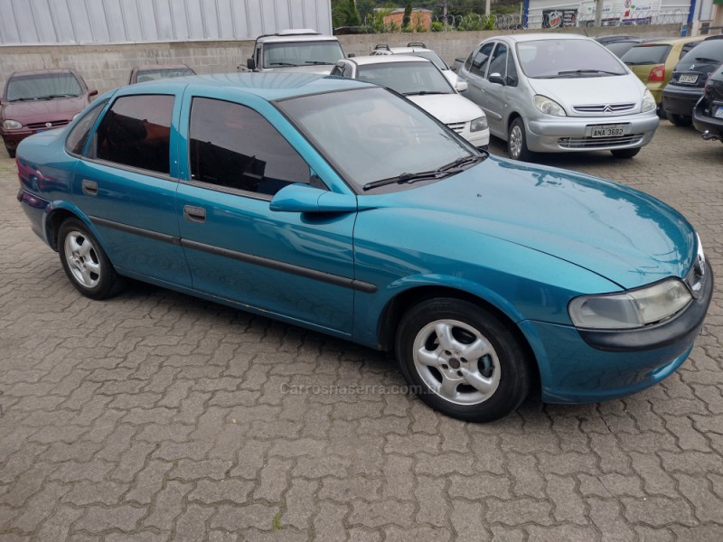 VECTRA 2.0 MPFI GLS 8V GASOLINA 4P MANUAL - 1997 - CAXIAS DO SUL