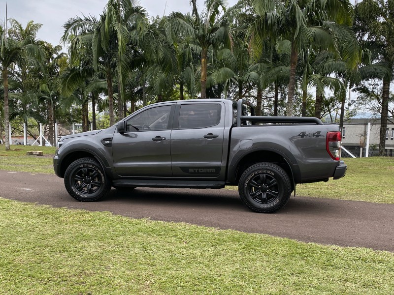 RANGER 3.2 STORM 4X4 CD 20V DIESEL 4P AUTOMÁTICO - 2022 - LAJEADO