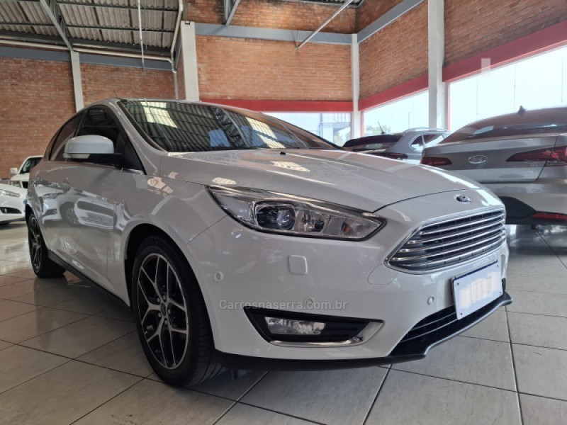 FOCUS 2.0 TITANIUM PLUS 16V FLEX 4P AUTOMÁTICO - 2016 - BENTO GONçALVES