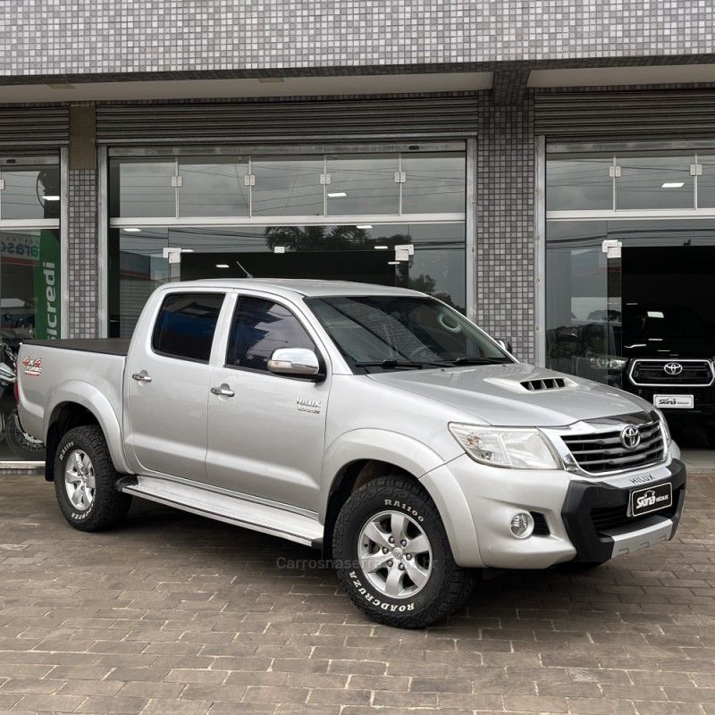 HILUX 3.0 SRV 4X4 CD 16V TURBO INTERCOOLER DIESEL 4P AUTOMÁTICO