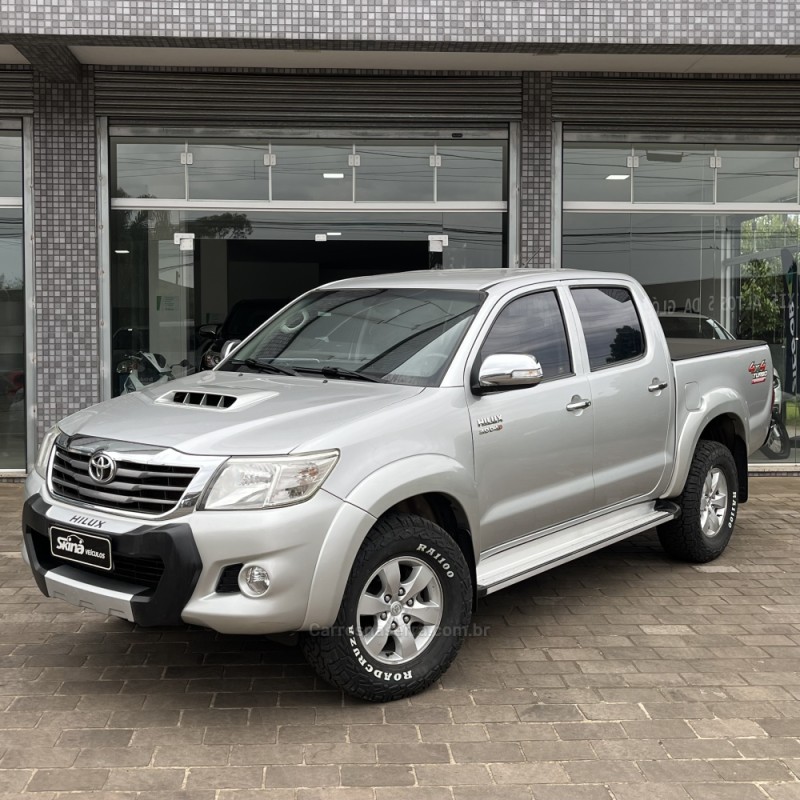 HILUX 3.0 SRV 4X4 CD 16V TURBO INTERCOOLER DIESEL 4P AUTOMÁTICO - 2014 - VACARIA