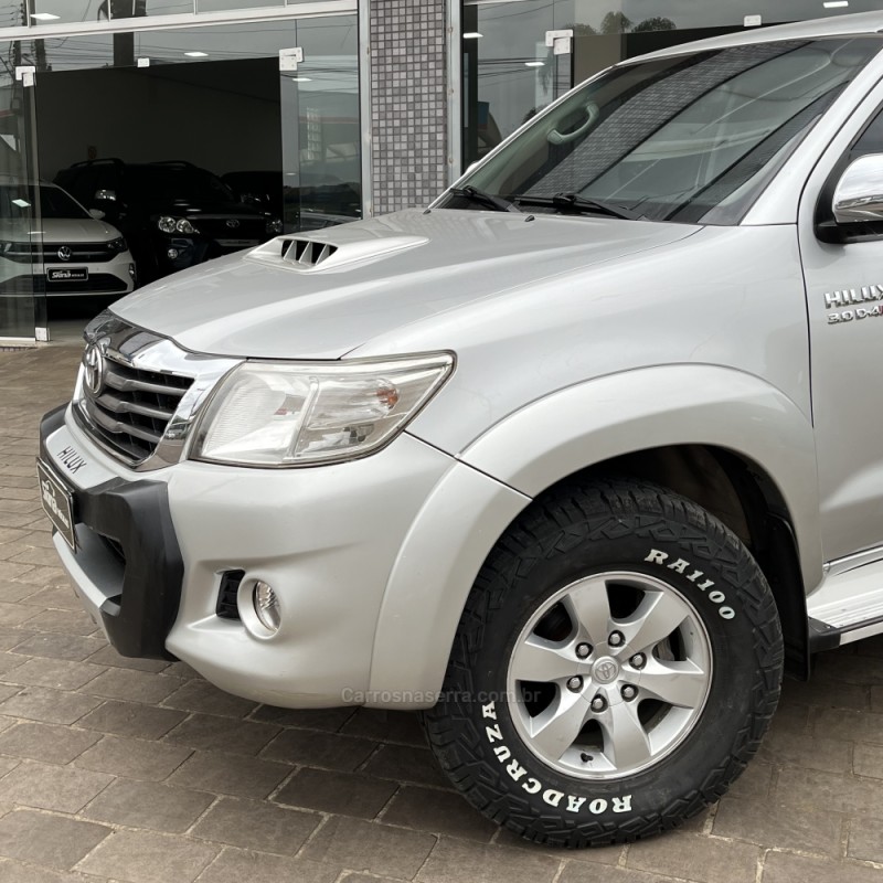 HILUX 3.0 SRV 4X4 CD 16V TURBO INTERCOOLER DIESEL 4P AUTOMÁTICO - 2014 - VACARIA