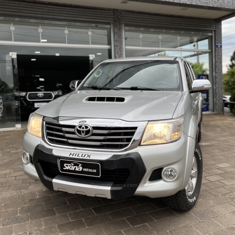 HILUX 3.0 SRV 4X4 CD 16V TURBO INTERCOOLER DIESEL 4P AUTOMÁTICO - 2014 - VACARIA