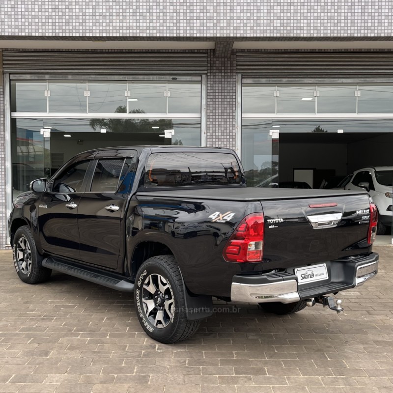 HILUX 2.8 SRX 4X4 CD 16V DIESEL 4P AUTOMÁTICO - 2020 - VACARIA