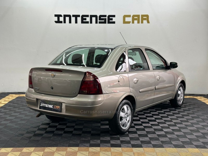 CORSA 1.4 MPFI PREMIUM SEDAN 8V FLEX 4P MANUAL - 2010 - NOVO HAMBURGO