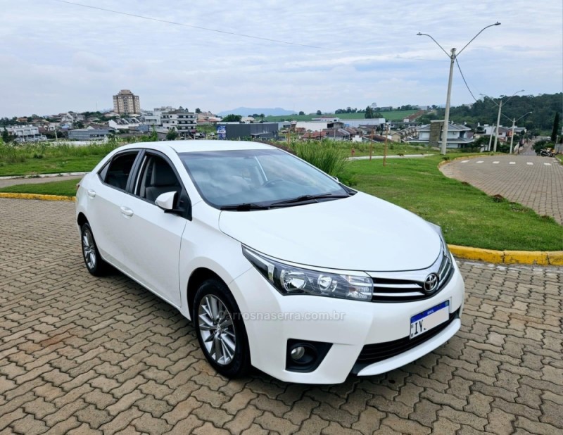 COROLLA 2.0 XEI 16V FLEX 4P AUTOMÁTICO - 2017 - LAJEADO