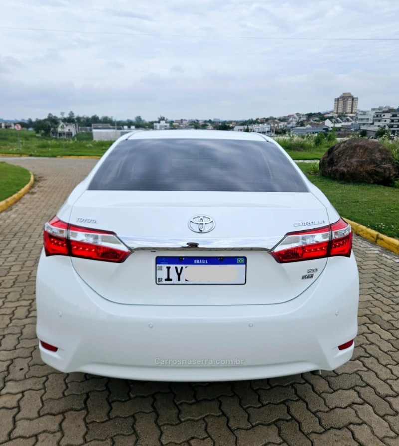 COROLLA 2.0 XEI 16V FLEX 4P AUTOMÁTICO - 2017 - LAJEADO