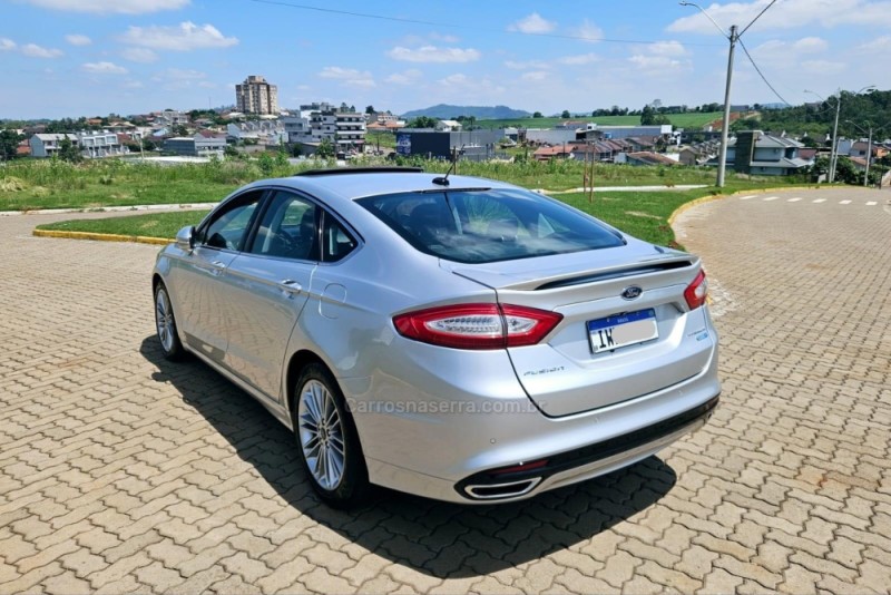 FUSION 2.0 TITANIUM PLUS AWD 16V GASOLINA 4P AUTOMÁTICO - 2015 - LAJEADO