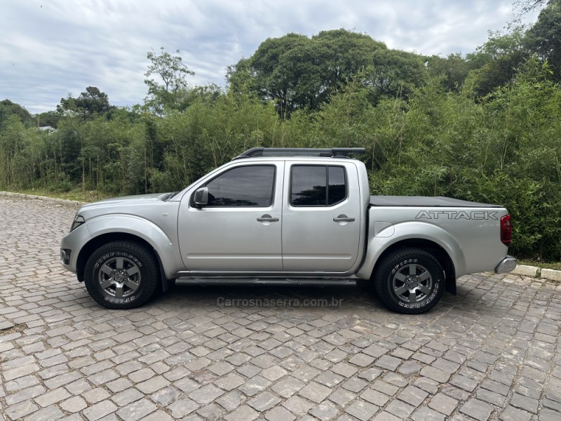 FRONTIER 2.5 SV ATTACK 4X4 CD TURBO ELETRONIC DIESEL 4P MANUAL - 2015 - NOVA PRATA