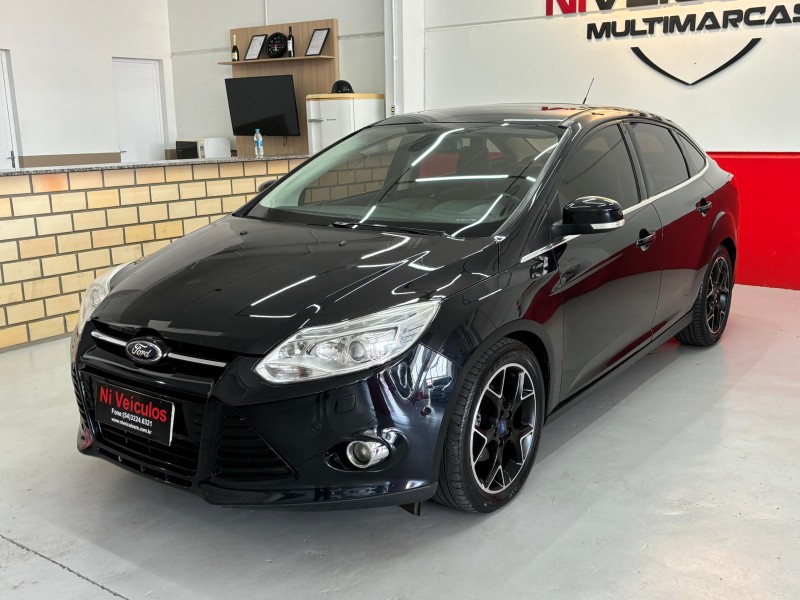 FOCUS 2.0 TITANIUM PLUS SEDAN 16V FLEX 4P AUTOMÁTICO - 2015 - CAXIAS DO SUL