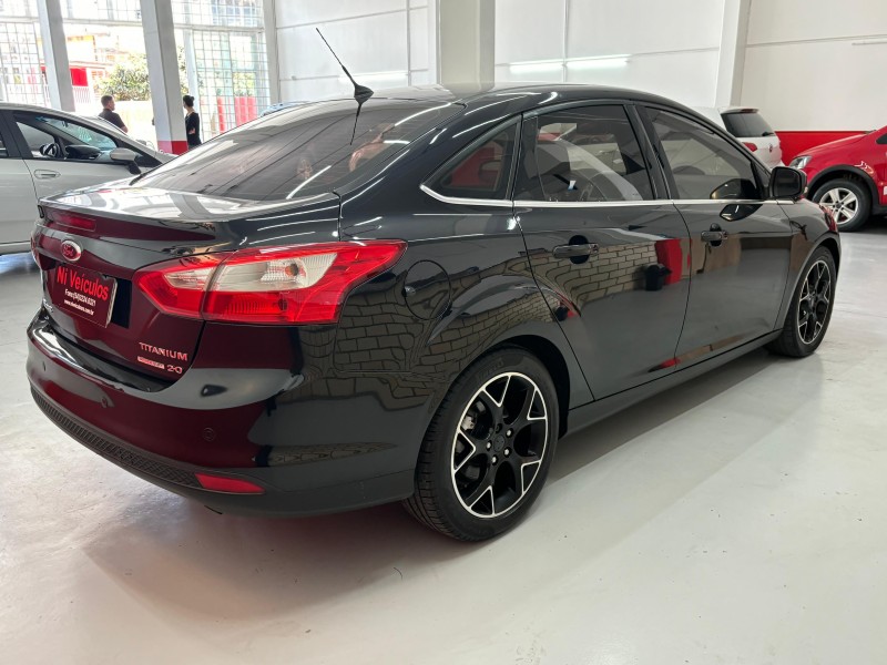 FOCUS 2.0 TITANIUM PLUS SEDAN 16V FLEX 4P AUTOMÁTICO - 2015 - CAXIAS DO SUL