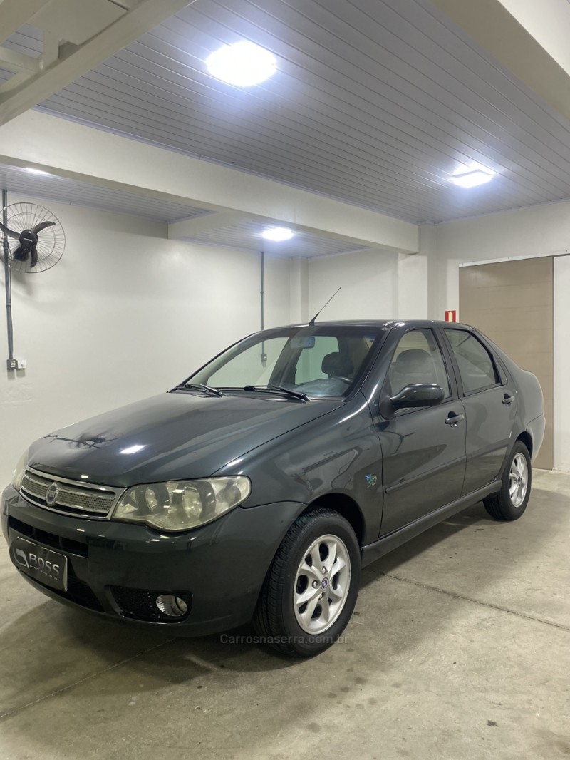 SIENA 1.4 MPI ELX 8V FLEX 4P MANUAL