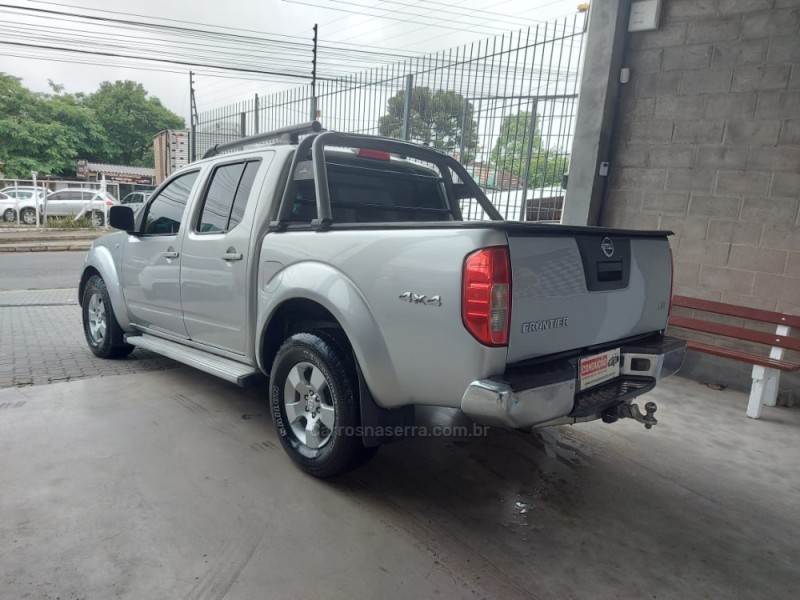 FRONTIER 2.5 LE 4X4 CD TURBO ELETRONIC DIESEL 4P MANUAL - 2012 - CAXIAS DO SUL