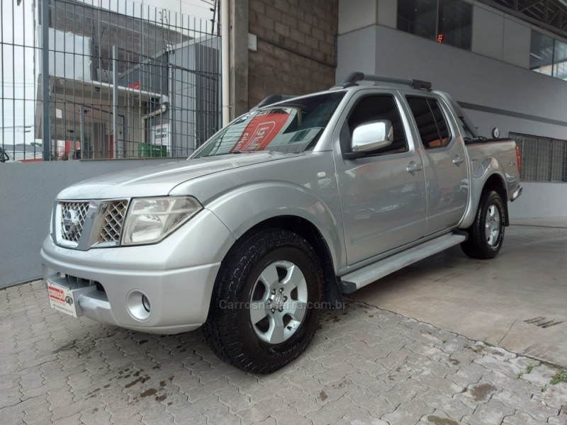 FRONTIER 2.5 LE 4X4 CD TURBO ELETRONIC DIESEL 4P MANUAL - 2012 - CAXIAS DO SUL