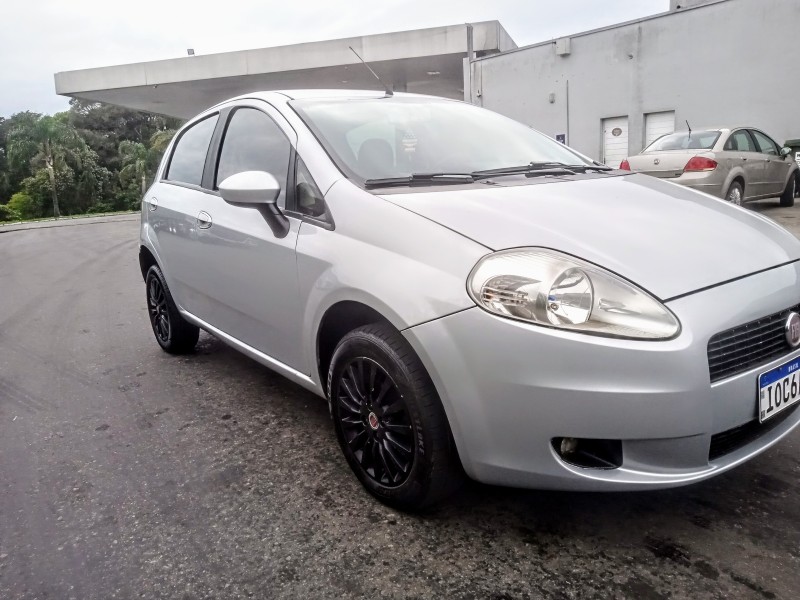 PUNTO 1.4 ATTRACTIVE ITALIA 8V FLEX 4P MANUAL - 2008 - CAXIAS DO SUL