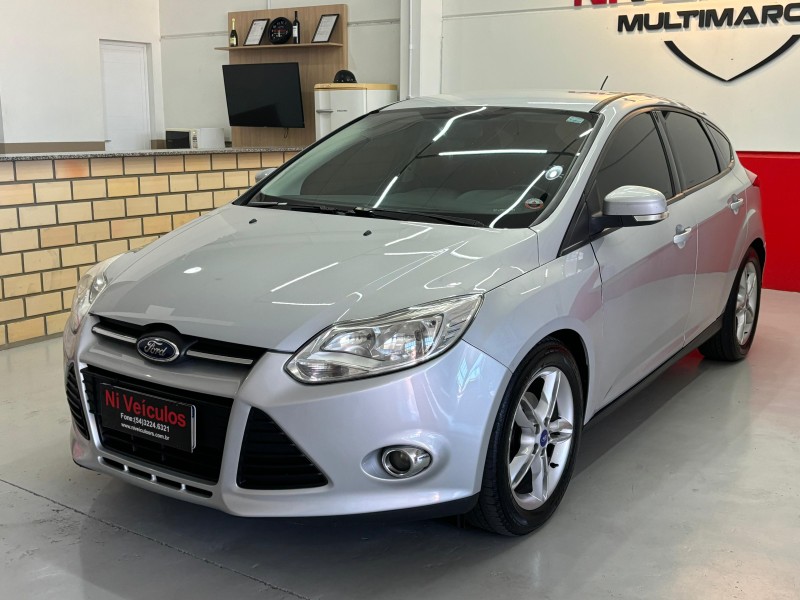 FOCUS 2.0 SE HATCH 16V FLEX 4P AUTO - 2015 - CAXIAS DO SUL