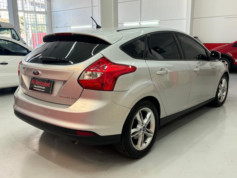 FOCUS 2.0 SE HATCH 16V FLEX 4P AUTO - 2015 - CAXIAS DO SUL