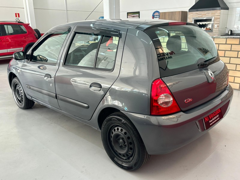 CLIO 1.0 CAMPUS 16V FLEX 4P MANUAL - 2009 - CAXIAS DO SUL