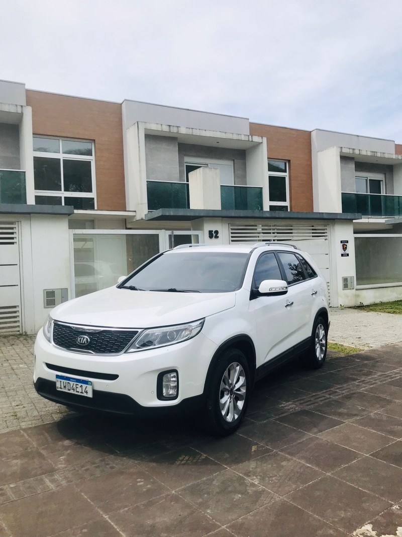 SORENTO 2.4 EX2 4X2 16V GASOLINA 4P AUTOMÁTICO - 2015 - FARROUPILHA